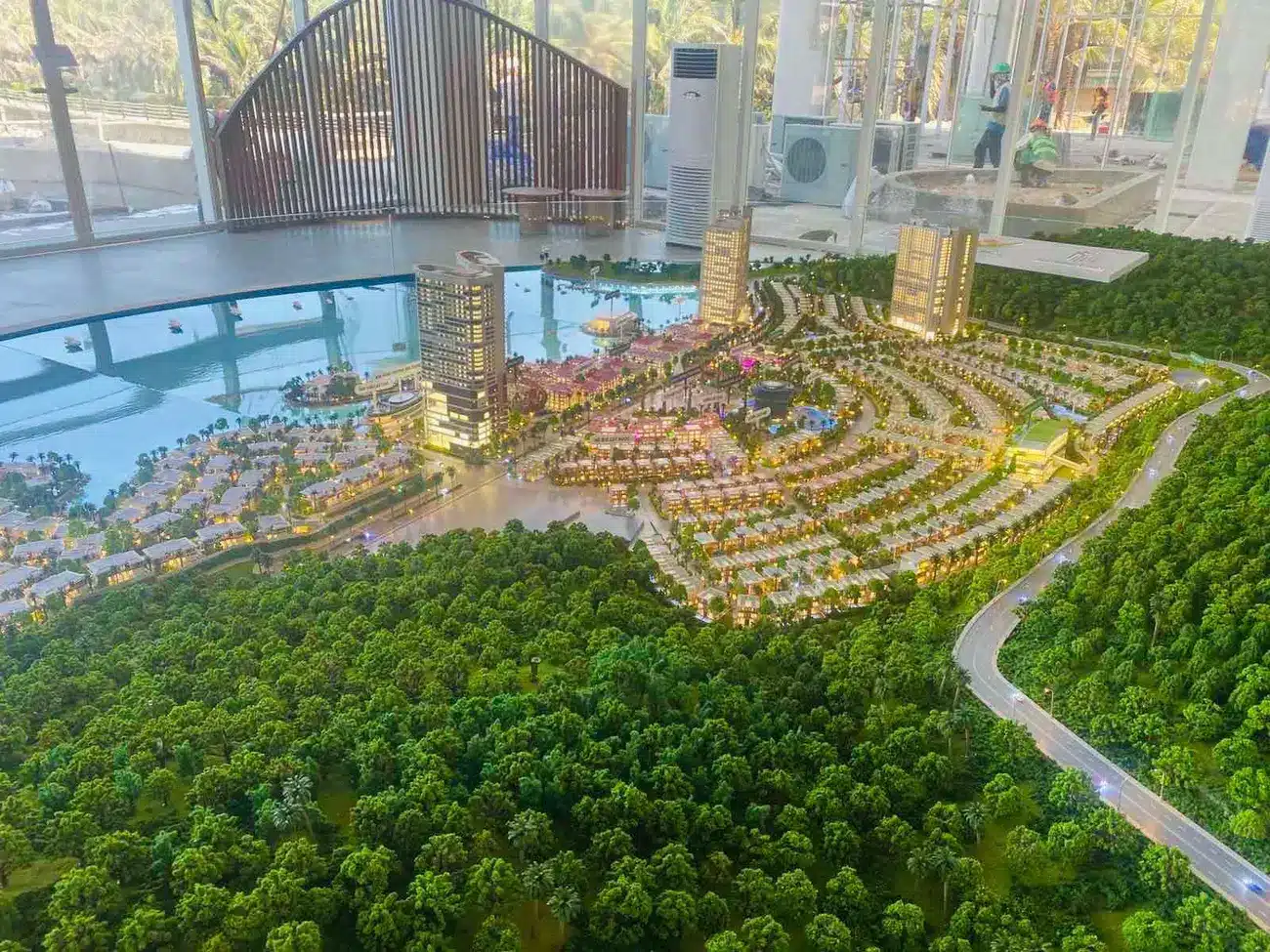 Sa bàn La Tiên Villa: tái hiện hoàn hảo cảnh quan đẳng cấp tại VPBH Nha Trang & TP.HCM.