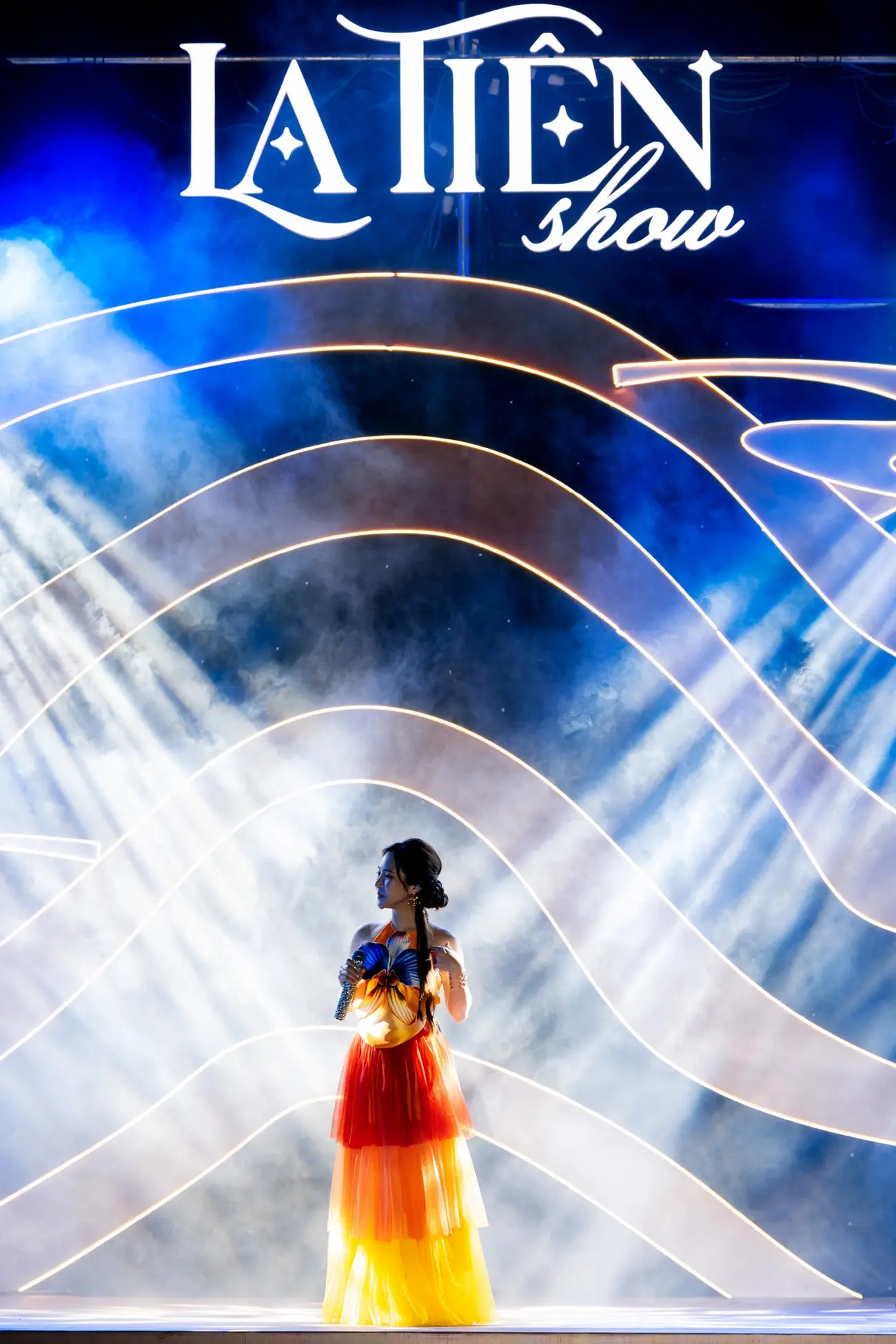 La Tiên Show: The Cội, sự kiện nổi bật của La Tiên Masterise Homes, tôn vinh bản sắc Việt tại Quảng trường Trống Đồng.